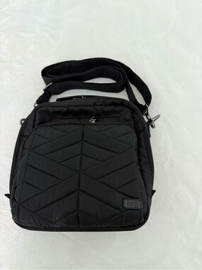 Lug Ranger 2 Crossbody Bag Black Quilted Resort Tropics Lining Built In Wallet